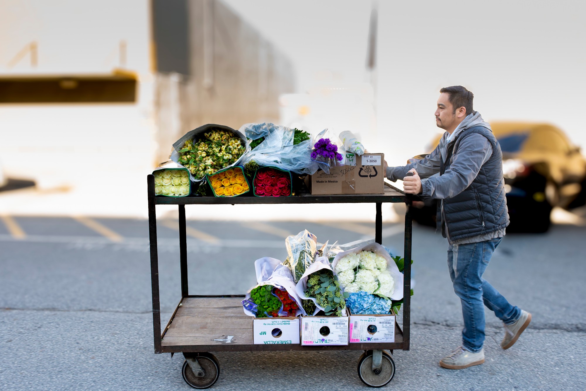 a Vendor San Francisco Flower Market